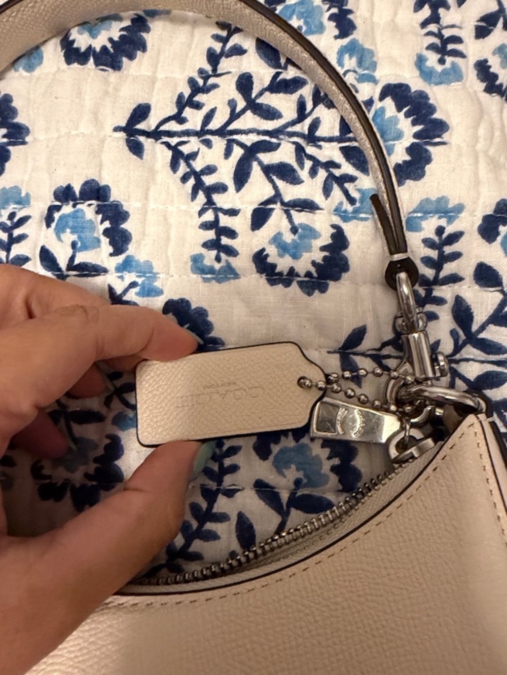 Coach Pebbled Leather Shoulder Bag in Chalk/Beige - Picture 3 of 8